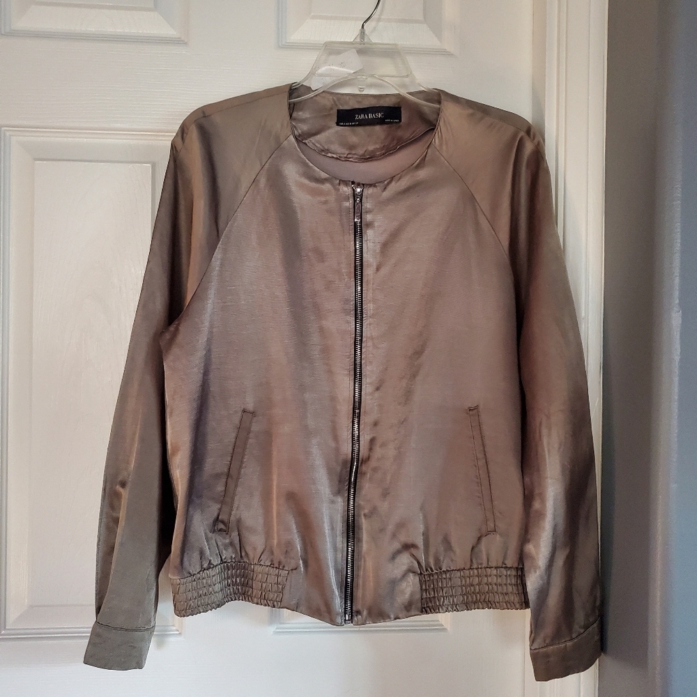 Zara Metallic Olive Green Bomber Jacket Full Zip Pleaded Ling Sleeves Pockets